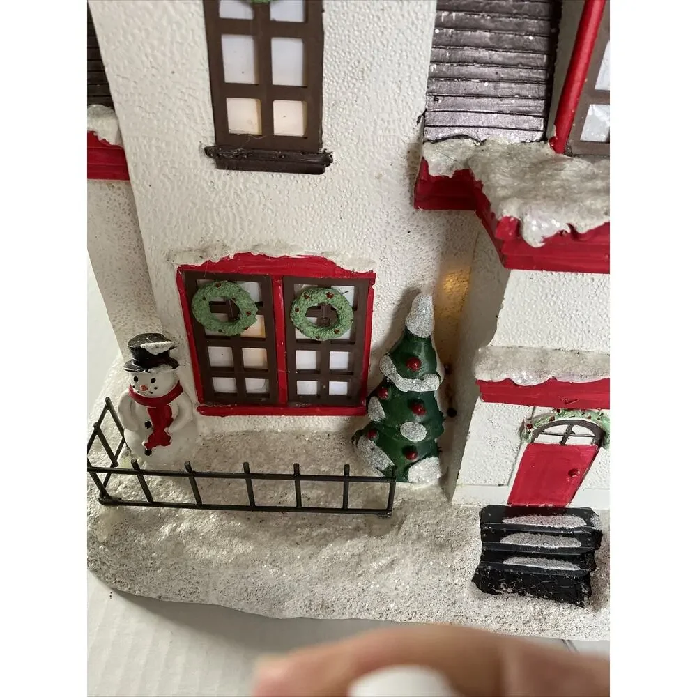 Martha Stewart Living Pepperberry Lane Holiday Christmas House Ceramic Light Up‎